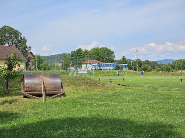 Fotbalové hřiště Krásné Loučky - Krnov-Krásné Loučky