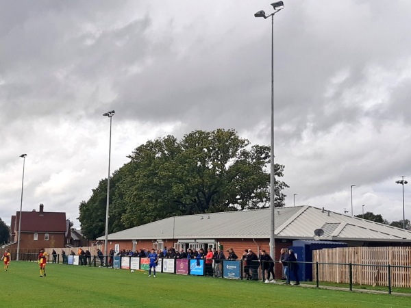 High Wood Hill Sports Ground - Broadbridge Heath, West Sussex
