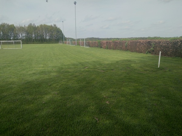 Beerbusch-Stadion B-Platz - Niedernwöhren