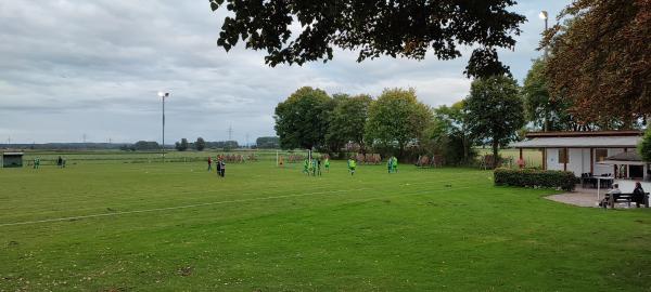 Sportplatz Neue Rodenbeeke - Springe-Alvesrode