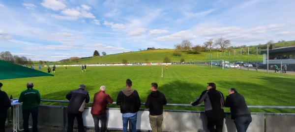 Hasselbach-Stadion - Ravenstein-Oberwittstadt