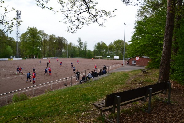 Sportplatz Mömelshof - Bitzen