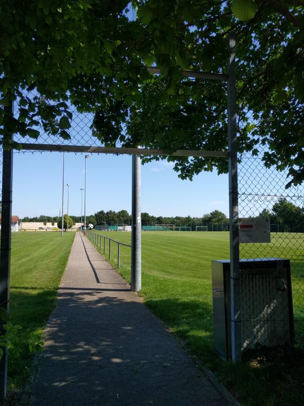 Sportanlage Vehlberger Straße Platz 3 - Aurach-Weinberg