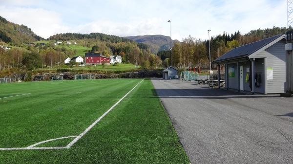 Sundve idrettsplass - Vossestrand
