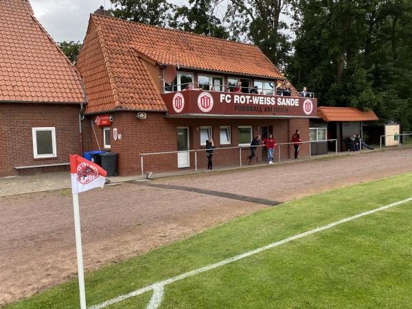 Sportanlage am Deich - Sande/Friesland-Cäciliengroden