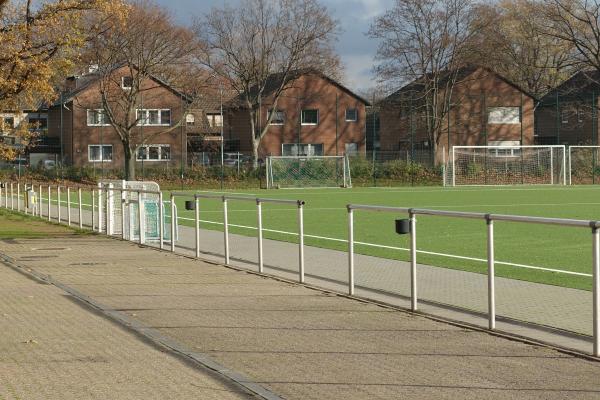 Erftstolz-Stadion Nebenplatz - Bergheim/Erft-Niederaußem