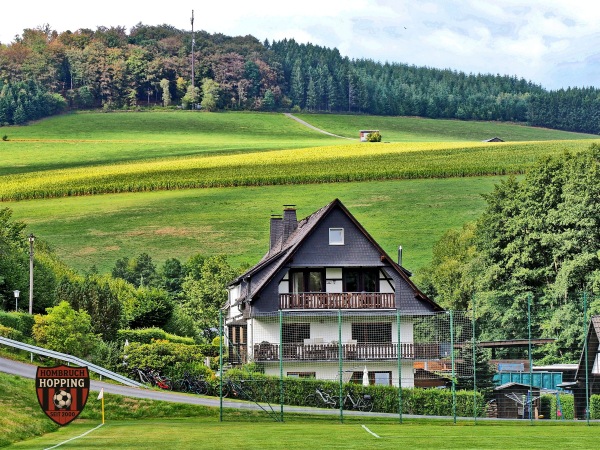 Sportplatz Niederhenneborn - Schmallenberg-Niederhenneborn