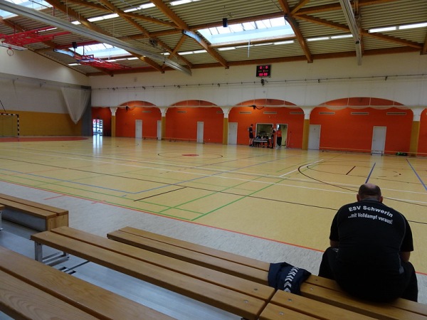 Sporthalle Schloßstraße Leezen - Leezen/Mecklenburg