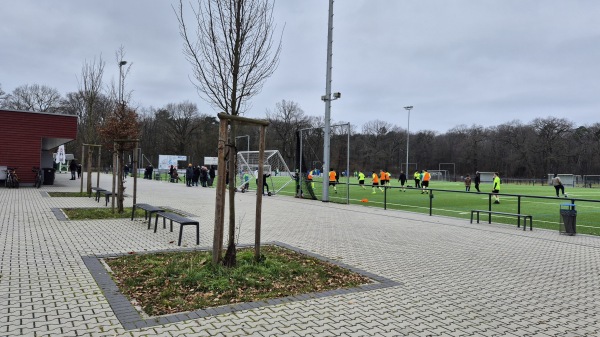 Sportanlage Riederwaldwiese Platz 2  - Frankfurt/Main-Riederwald