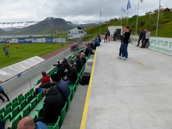 Kerecisvöllurinn - Ísafjörður