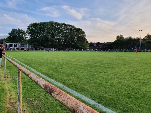 Sportplatz an der Schule - Dassendorf