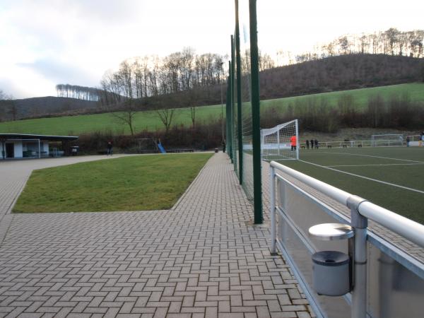 Sportplatz Im Hespel - Sundern/Sauerland-Allendorf