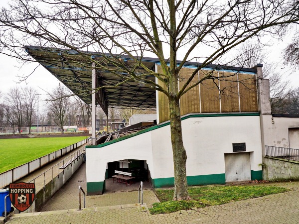 Autoteile Petras Arena Warbruckstraße - Duisburg-Marxloh