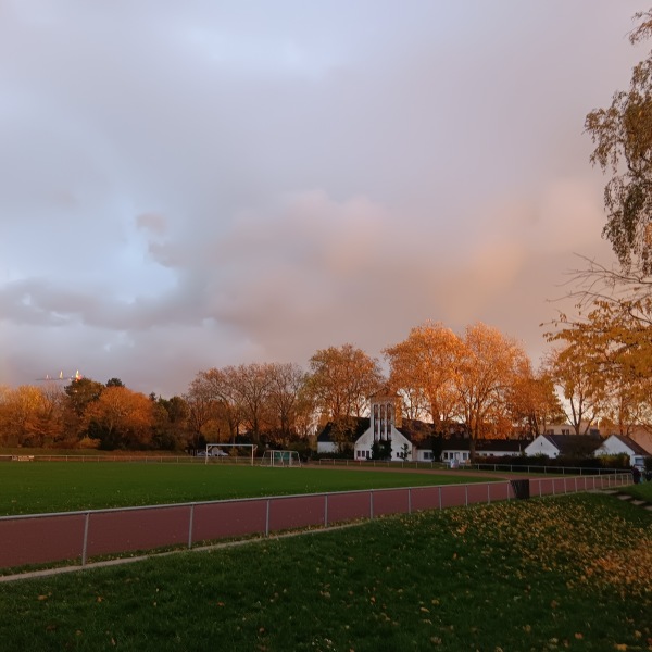 Hermann-Dropmann-Bezirkssportanlage - Kaarst-Büttgen