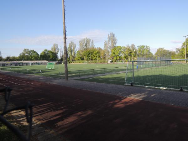 Sportplatz Am Zehntenhof - Wiesbaden-Schierstein