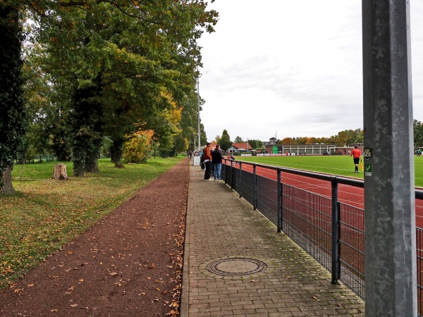 Stadion der Jahn-Sportanlage - Tönisvorst-St. Tönis