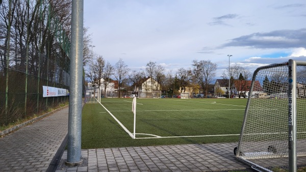 Sportanlage Professor-Eichmann-Straße Platz 3 - München-Untermenzing