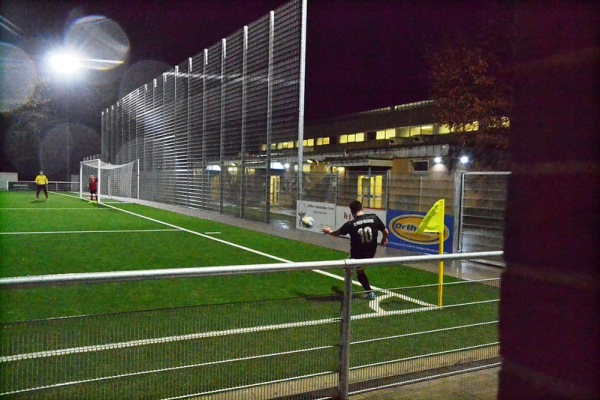 Heinrich-Lützenkirchen-Sportanlage - Leverkusen-Bürrig