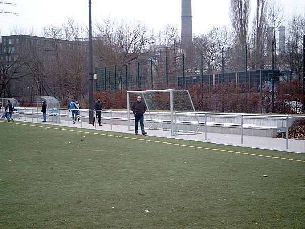 Sportplatz Neues Ufer - Berlin-Moabit