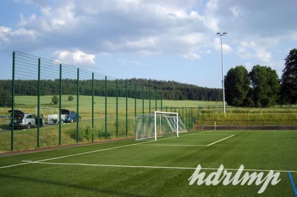 Sportplatz am Freibad - Hartmannsdorf bei Kirchberg