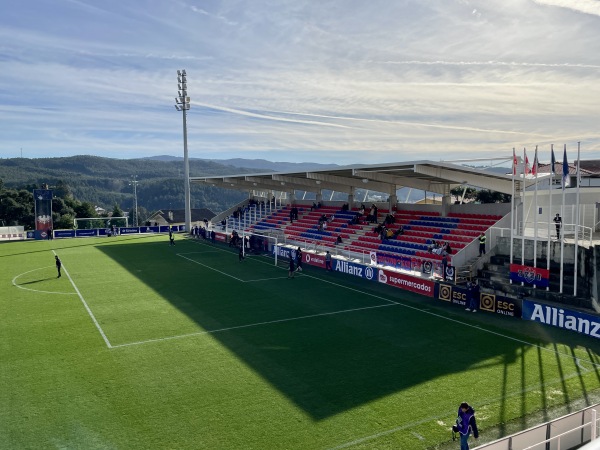 Estádio de Ribes - Santa Maria de Oliveira