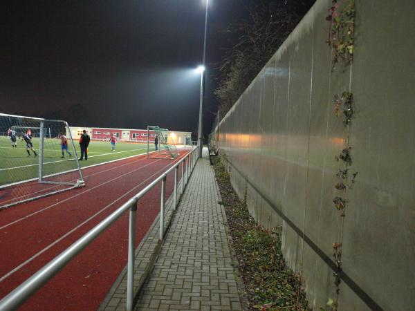 Sportplatz an der Hauptschule - Holzwickede