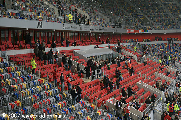 Merkur Spiel-Arena - Düsseldorf-Stockum