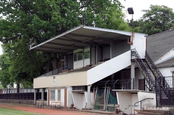 Stadion der Hüttenwerker auf den Sportanlagen Waldstraße - Eisenhüttenstadt