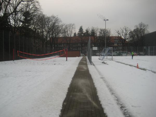 Hermann-Löns-Platz - Hamburg-Alstertal