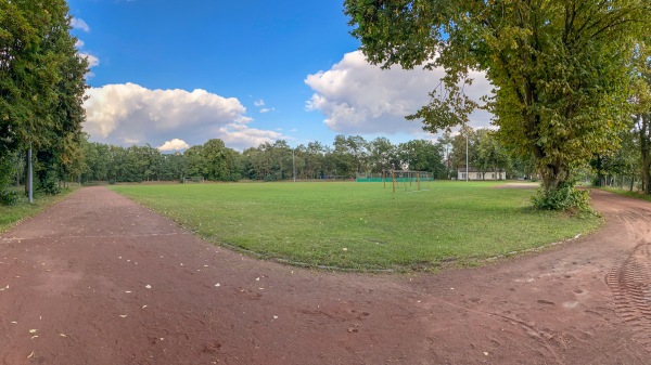 Schulsportplatz - Eldena