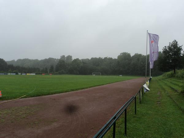 Stadion an den Hochbrücken - Kiel-Holtenau