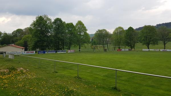 Friedrich-Ludwig-Jahn-Sportstätte - Floh-Seligenthal-Struth-Helmershof