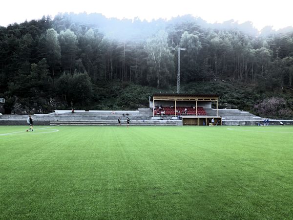 Follese Tertnes Holding Arena - Strusshamn