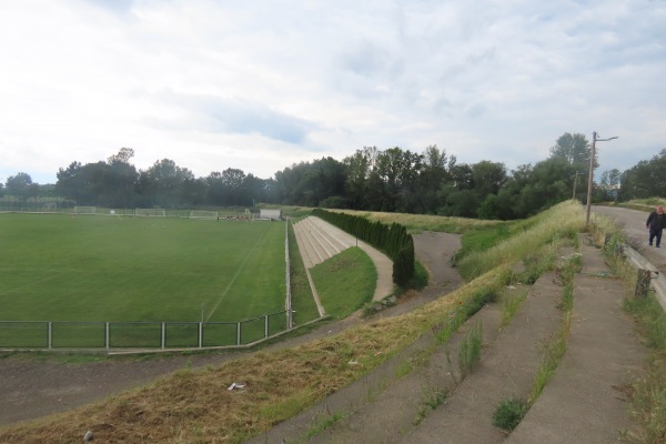 Stadion Budućnost - Popovac