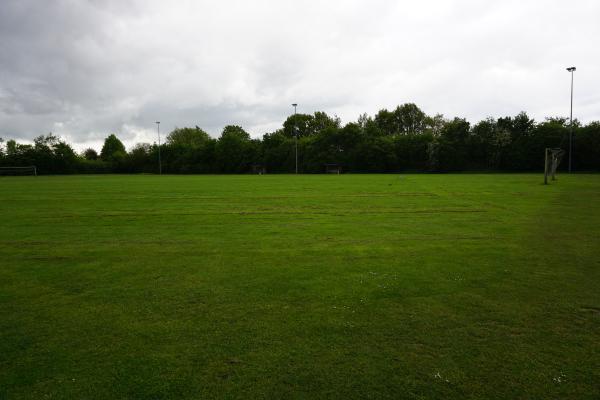 WestfaliArena Nebenplatz - Hopsten