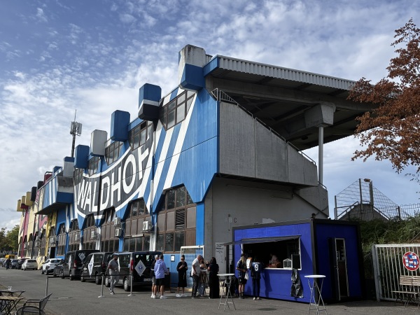 Seppl-Herberger-Stadion am Alsenweg - Mannheim-Waldhof