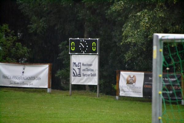 Sportplatz Schwaaner Landstraße - Benitz