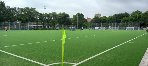 Sportplatz Lunapark - Hamburg-Altona