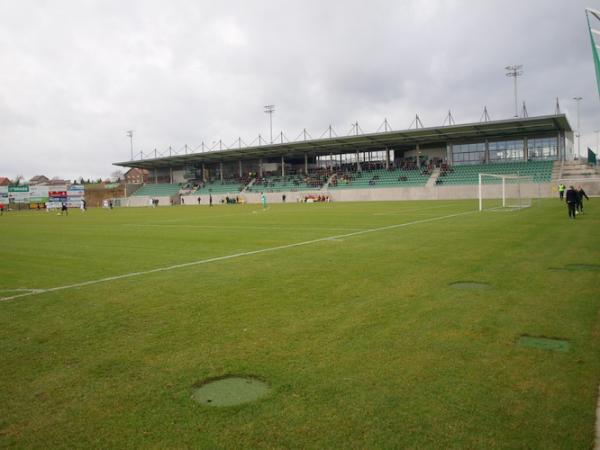 Häcker Wiehenstadion - Rödinghausen-Schwenningdorf