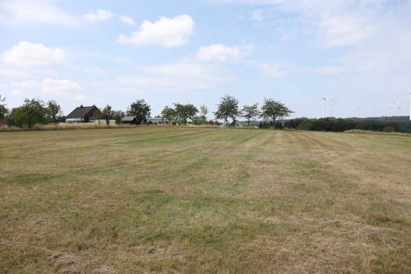 Sportplatz Schönfeld - Stadtkyll-Schönfeld