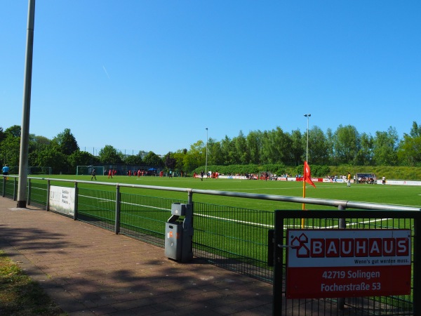 Bernd-Kurzrock-Sportanlage - Solingen-Wald