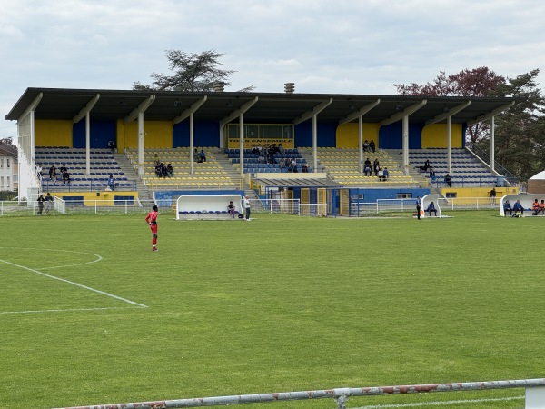 Stade Municipal de Lons-le-Saunier - Lons-le-Saunier