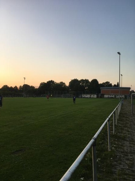 Sportplatz Lawerweg - Hameln-Tündern