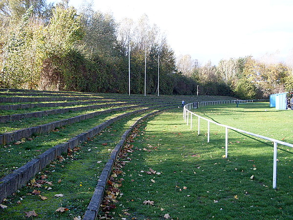 TSV-Stadion Rudolf-Harbig-Straße - Salzgitter-Lebenstedt