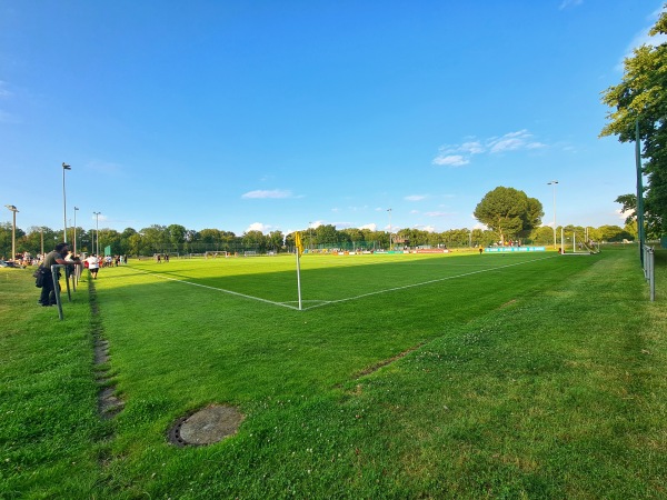 Sportpark Ostragehege Platz 15 - Dresden-Friedrichstadt