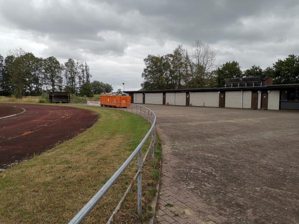 Sport- und Freizeitzentrum Am Bassin - Freiburg/Elbe