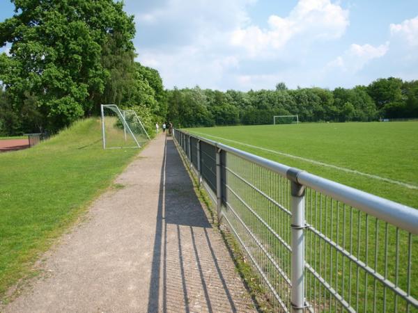 Bezirkssportanlage Averdunkstraße - Recklinghausen-Hochlar