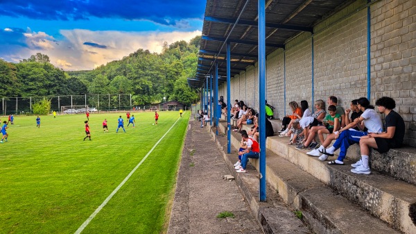 Terrain de football Am Doihl - Rodange