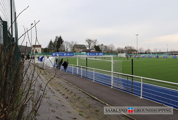 Stade des Carrières terrain synthétique - Hettange-Grande