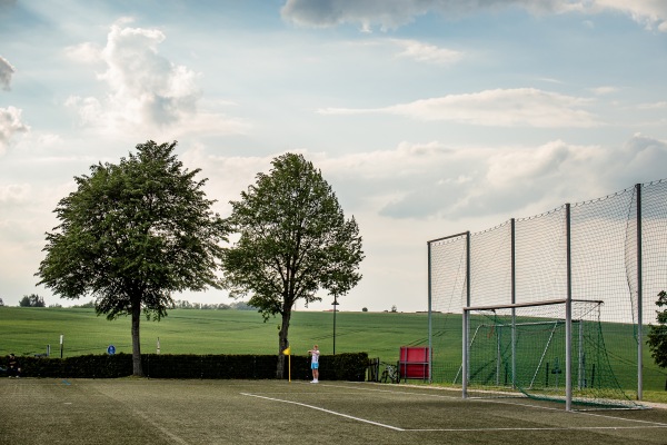 Sportplatz Wachau - Wachau/Sachsen